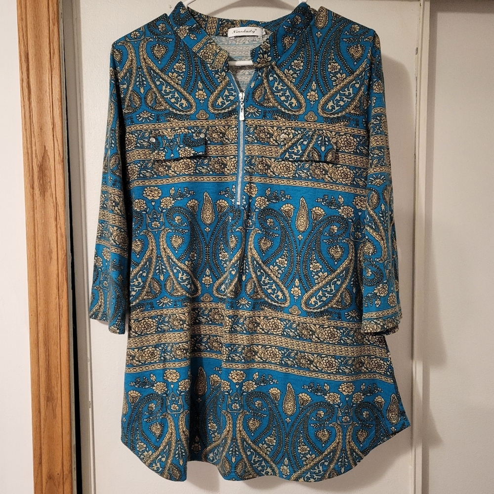 Women's quarter sleeve blouse
